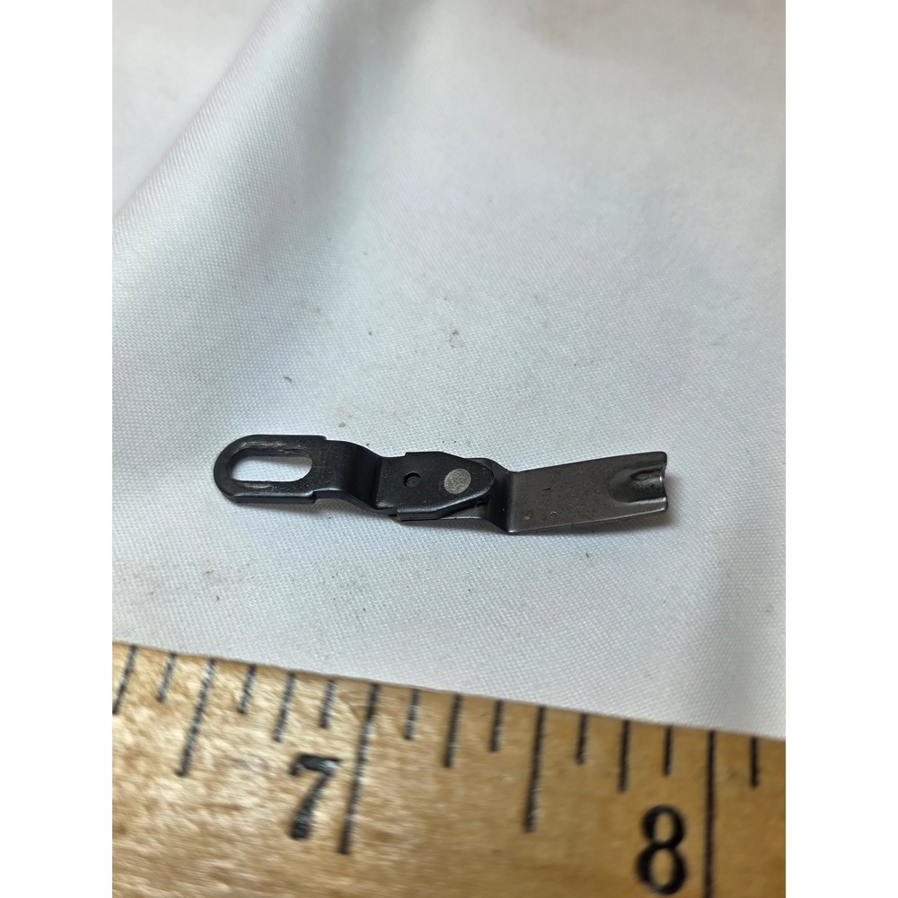 Singer 714 Sewing Machine Replacement Part Metal Internal Component Vintage